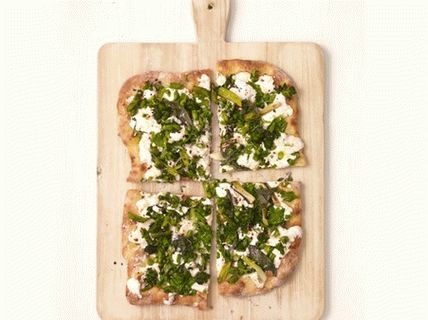 Снимка Бяла пица с броколи