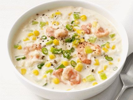 Снимка на Chowder със скариди и царевица