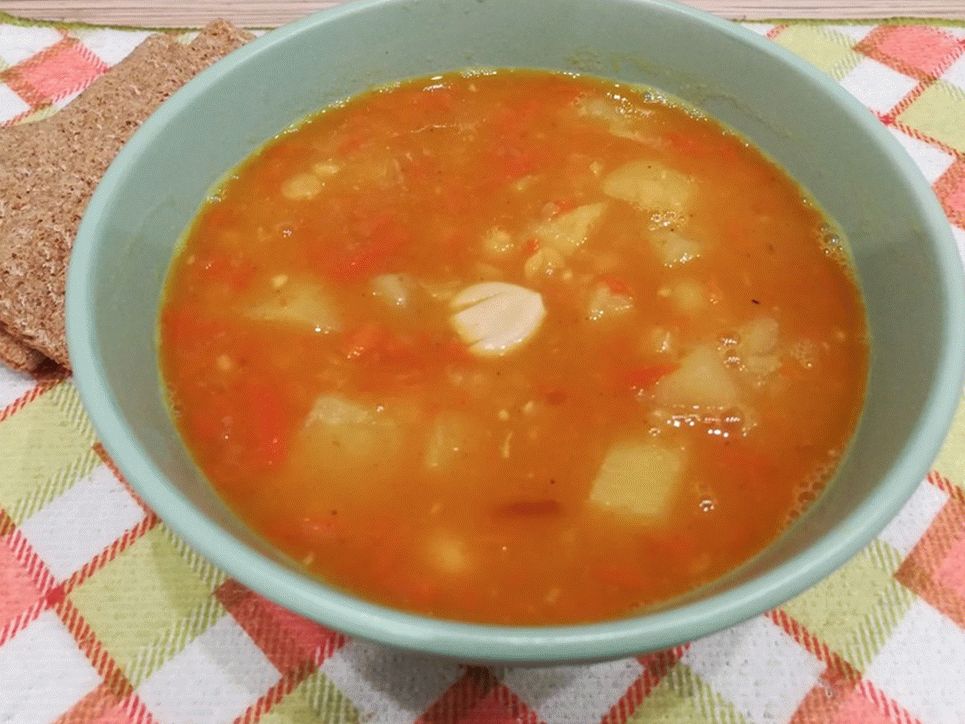 Грахова супа с чесън