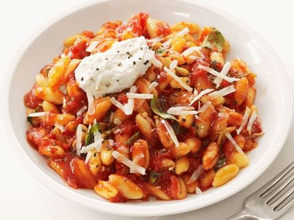 Снимка на Каватели с доматен сос и рикота