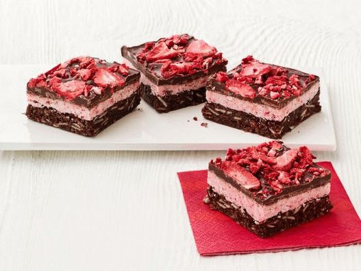 Фото ягодово-шоколадови торти