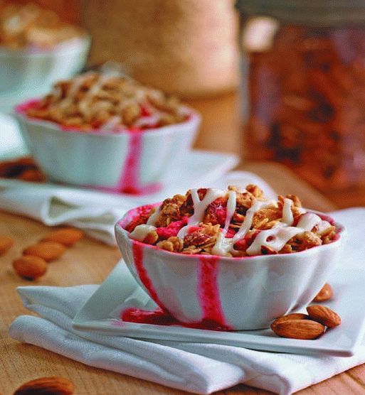 Photo Crumble с ягоди и бадеми