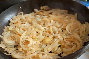 Пиле паприкаш