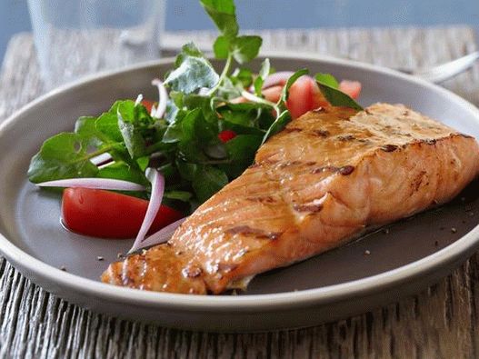 Сьомга в сос от горчица с мед