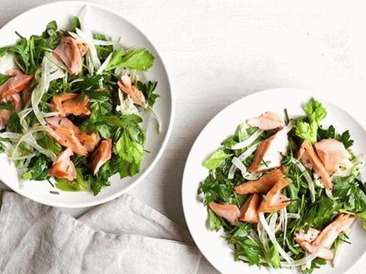 Сьомга със салата от копър