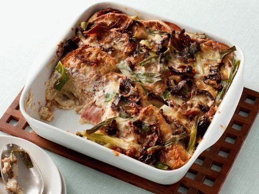 Касерола с шунка, сирене и яйца