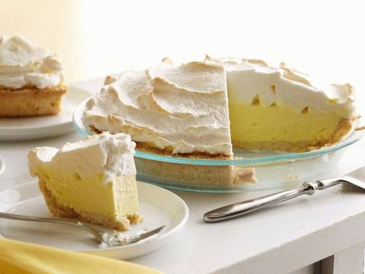 The photo на ястие - торта с лимонов сладолед с ефирна протеинова гладка