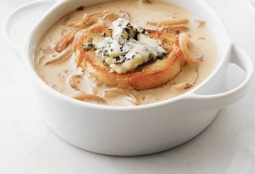 Крем супа от лук с карамелизиран лук