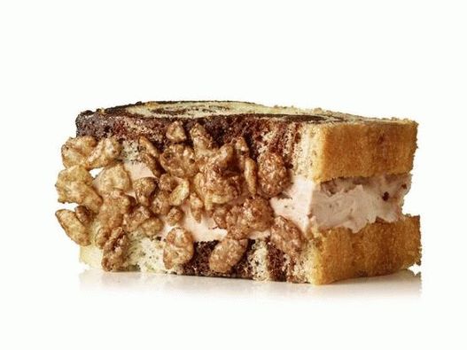 Снимка на сандвич с шоколадов малцов сладолед