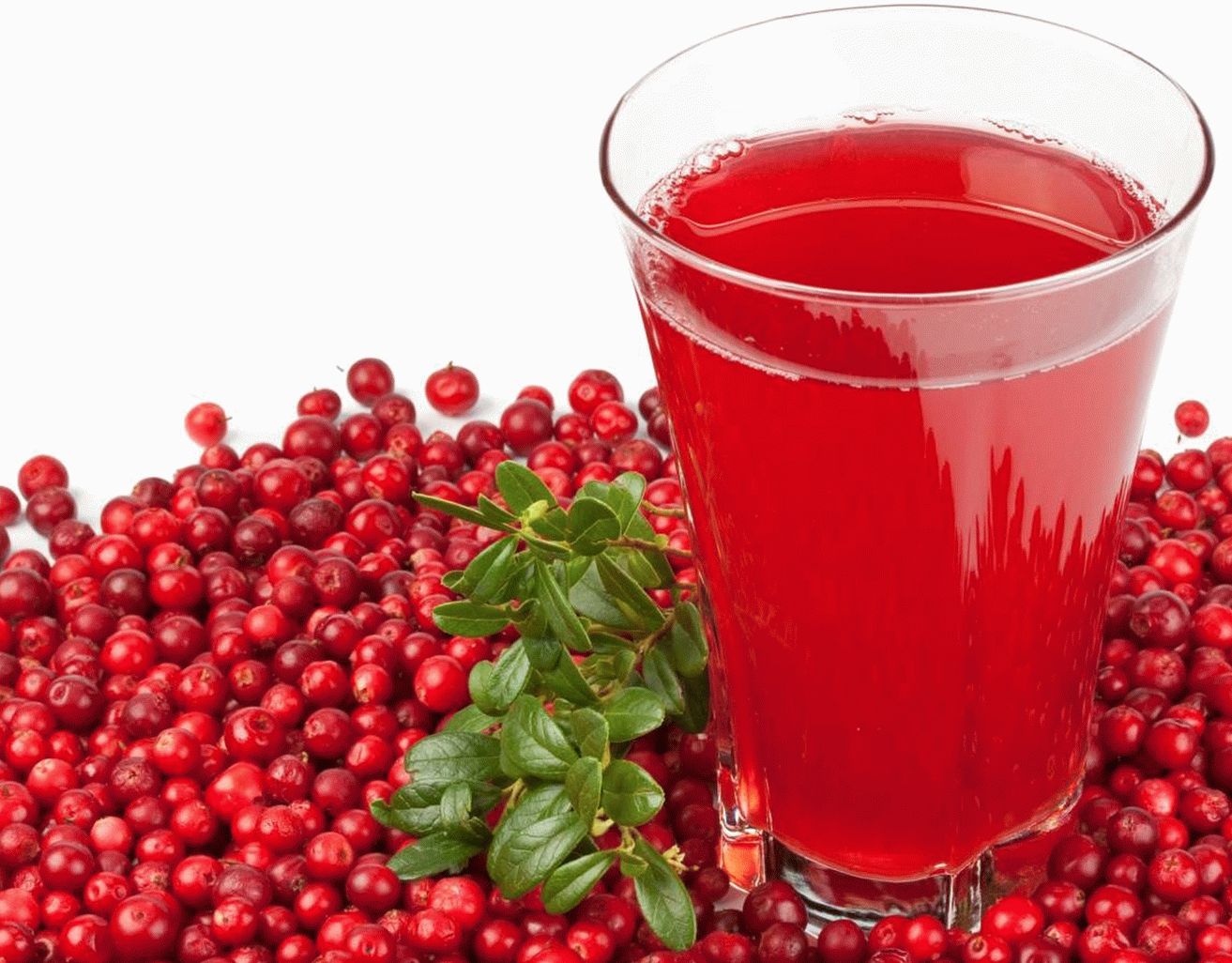 Плодова напитка с червена боровинка