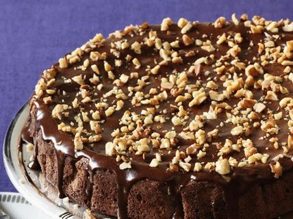 Фото торта с орехови храни (без брашно) с шоколадова глазура