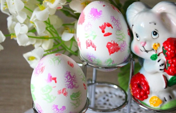 Пъпчета за великденски яйца