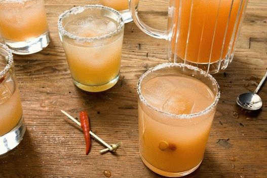 Фото Бира Маргарита с черен пипер и дим