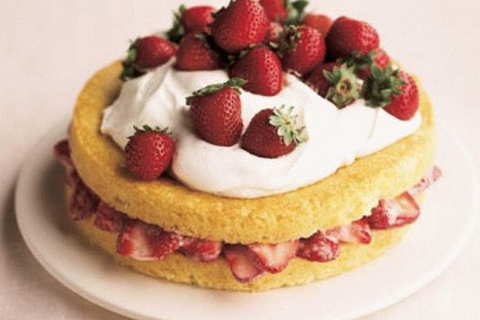 Снимка проста ягодова торта