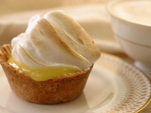 Кексчета с лимонов курд и меренга