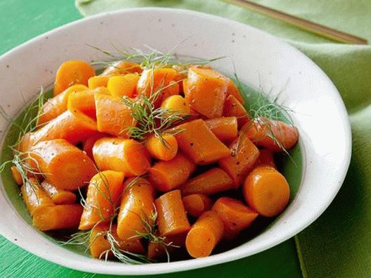 Морковите, остъклени в портокалов сок