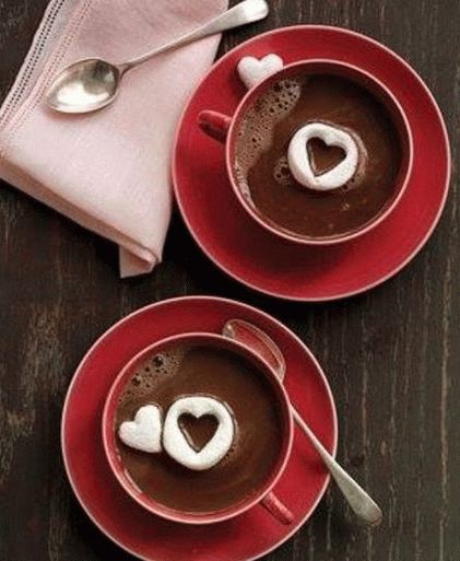 Фото романтичен топъл шоколад