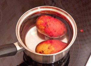 салата а Оливие Нова година