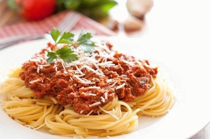 Снимка Най-вкусните и прости рецепти за сосове за спагети
