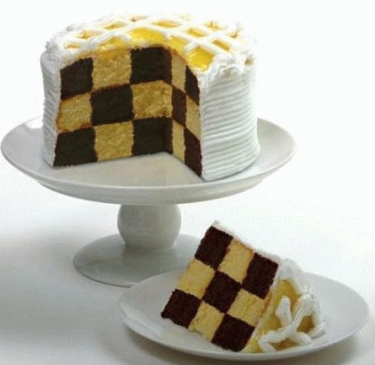 Фото шахматна торта с глазура