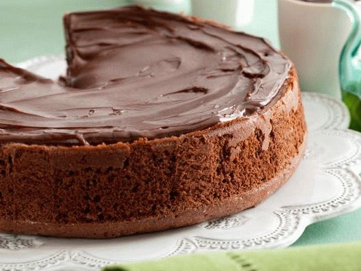 Фото шоколадова торта с карамел и мента