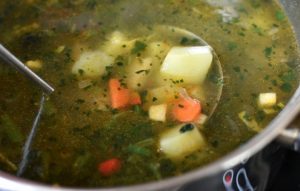 Супа с летни зеленчуци